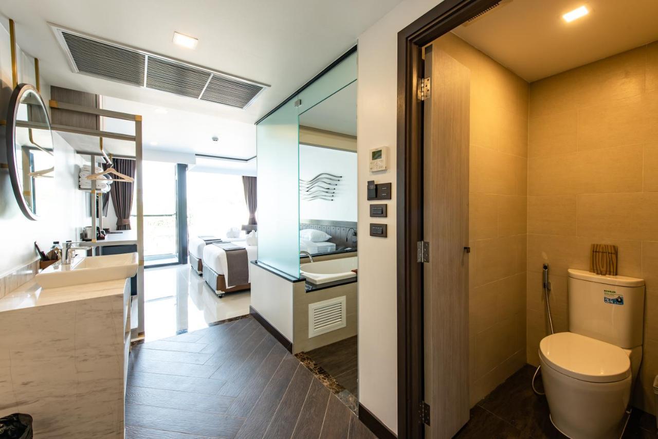 Blackwoods Hotel Pattaya - Sha Extra Plus Zewnętrze zdjęcie Bathroom