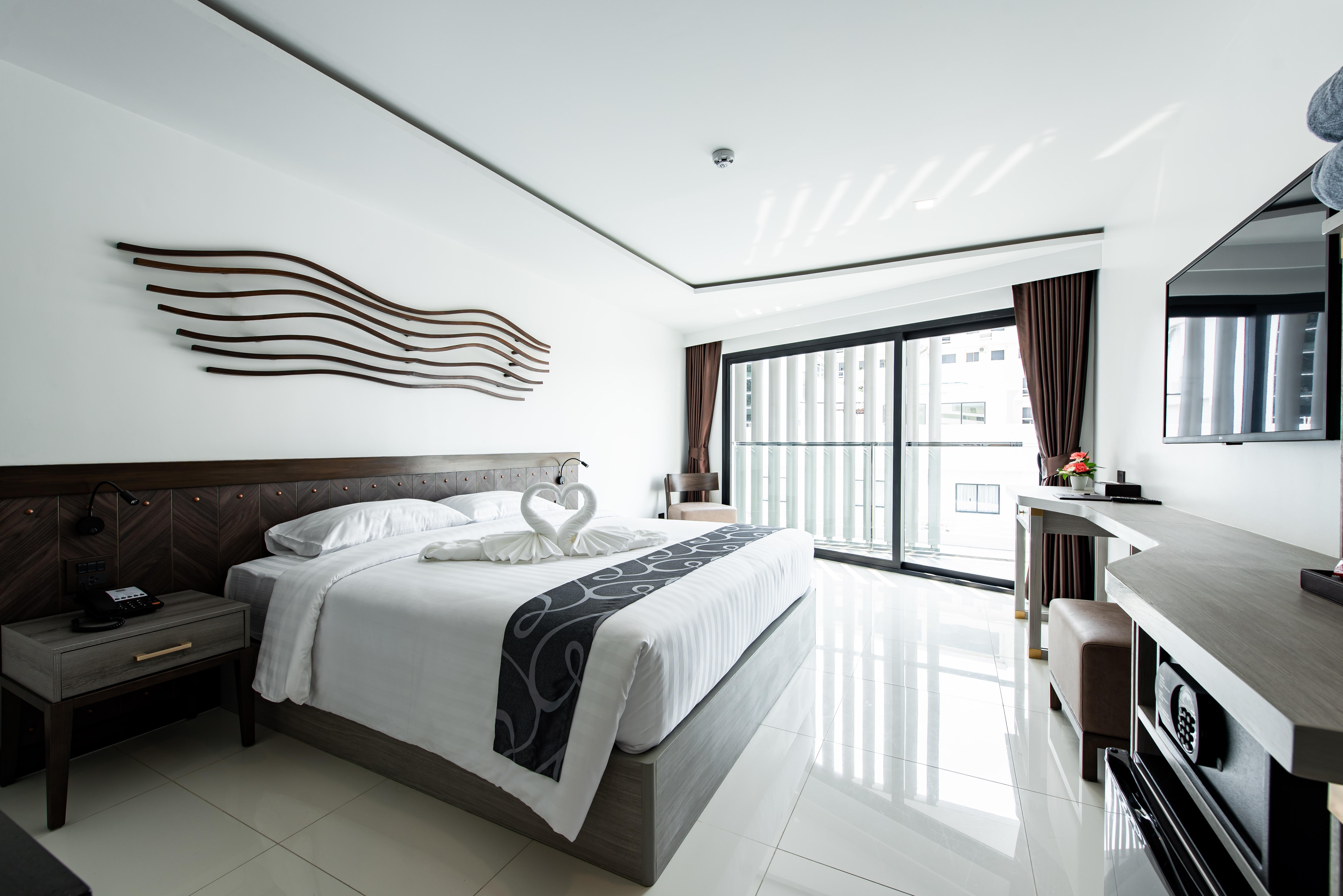 Blackwoods Hotel Pattaya - Sha Extra Plus Zewnętrze zdjęcie Deluxe Room